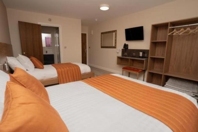 Eagle Hotel Luton Airport Exterior foto